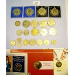 A box tray of coins including: centenary crown Queen Mother, commemorative 1986 £2 commonwealth