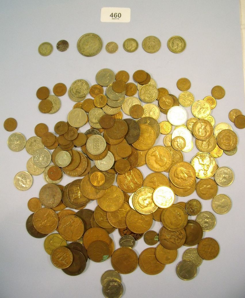 A tray of British coinage pre-decimal and decimal including halfpennies, pennies, sixpences,