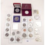 A group of coins mainly USA inc silver commemorative proof dollar 1732-1982, collection of quarter