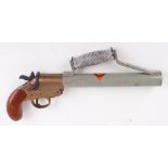 Schermuly 1 ins line throwing pistol with brass body, walnut grips, no.2381