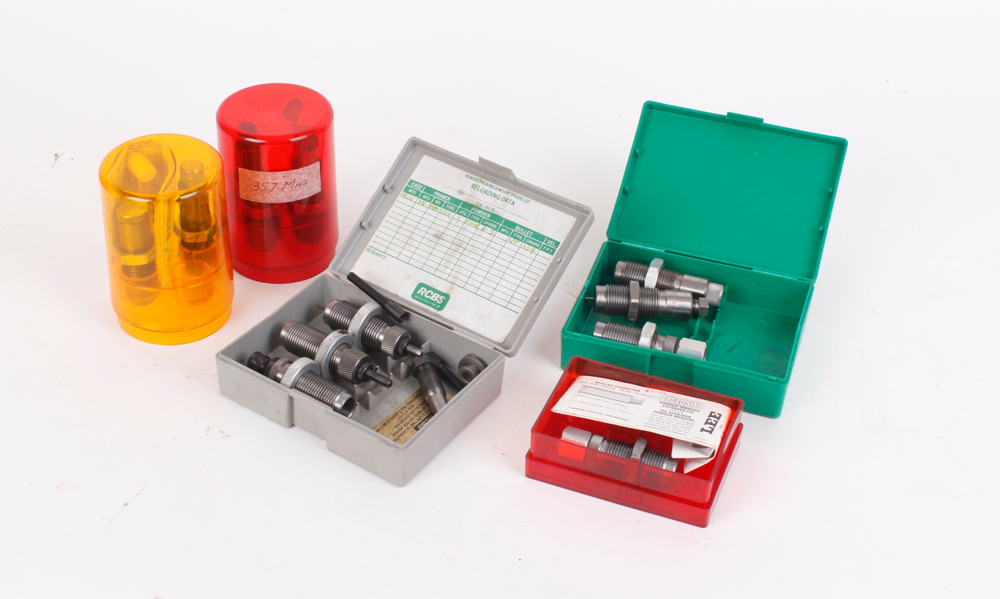 Lee Challenger reloading press complete with selection of loading dies including RCBS carbide die - Image 4 of 4