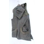 Two piece tweed shooting suit, waistcoat s.46; breeks s.44 and matching cap