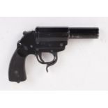 WW II German 1 ins bore hammer flare pistol, push forwrd underlever opening, chequered bakerlite