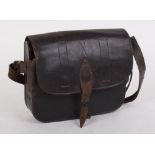Leather cartridge bag with fold out cartridge carrier (buckle a/f)