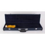 Blue leather gun case, with matching blue fleece lining, for 30 ins barrels