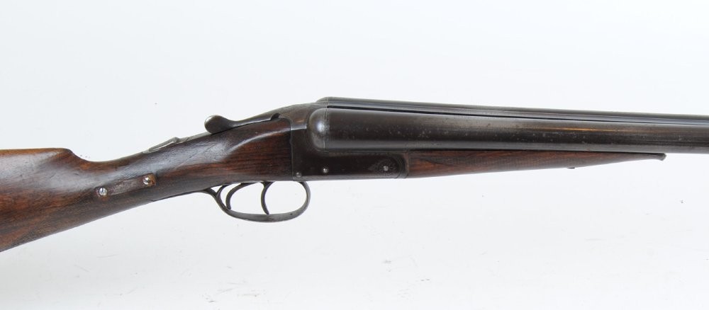 12 bore boxlock non ejector by Walter Betts, 28 ins barrels, 14,1/2 ins straight hand stock, no.