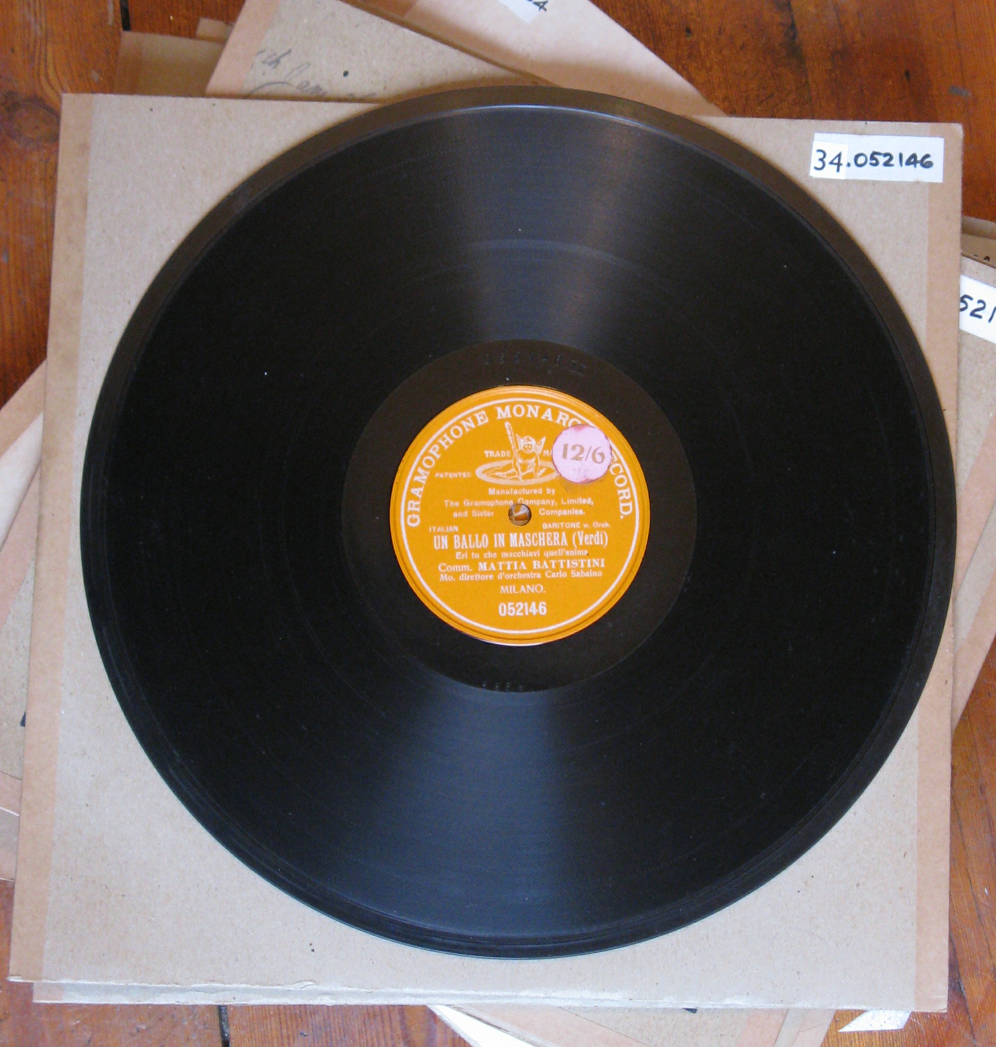 12-inch single-sided records: Twenty-four, by Gigli, Fleta, Tetrazzini et al, Cooper, Patti,