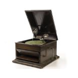 Table grand gramophone: a Columbia Model 23 with No. 6 soundbox, linkplate and mahogany case with