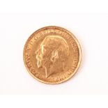 A George V half sovereign, the gold coin dated 1914, VF-EF, 4g