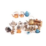 Doll’s metal kitchen equip­ment: including cast-iron scales - 4in (10cm) wide; a Samovar; coffee