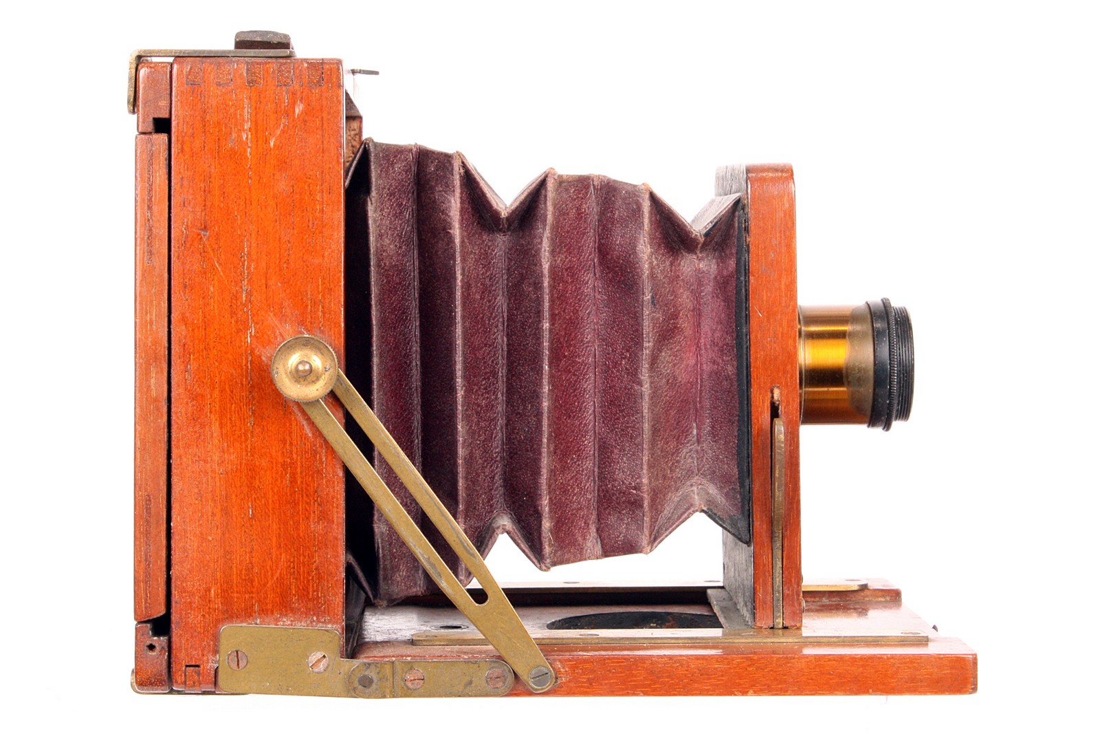An Unmarked Mahogany Quarter-Plate Camera, 3x4”, with unmarked f/11 brass lens, body, G-VG, lens, VG - Image 3 of 3