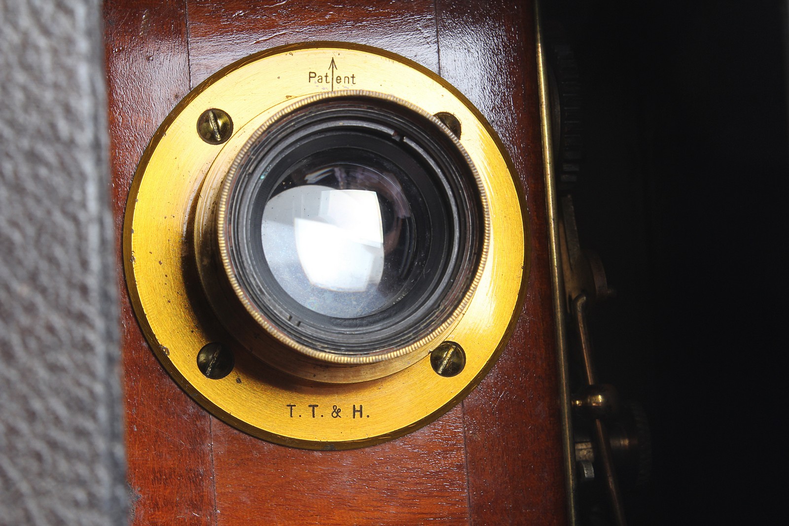 A J. T. Chapman ‘The British’ Detective Camera, 3¼x4¼”, with Taylor, Taylor & Hobson Cooke Series II - Image 2 of 2