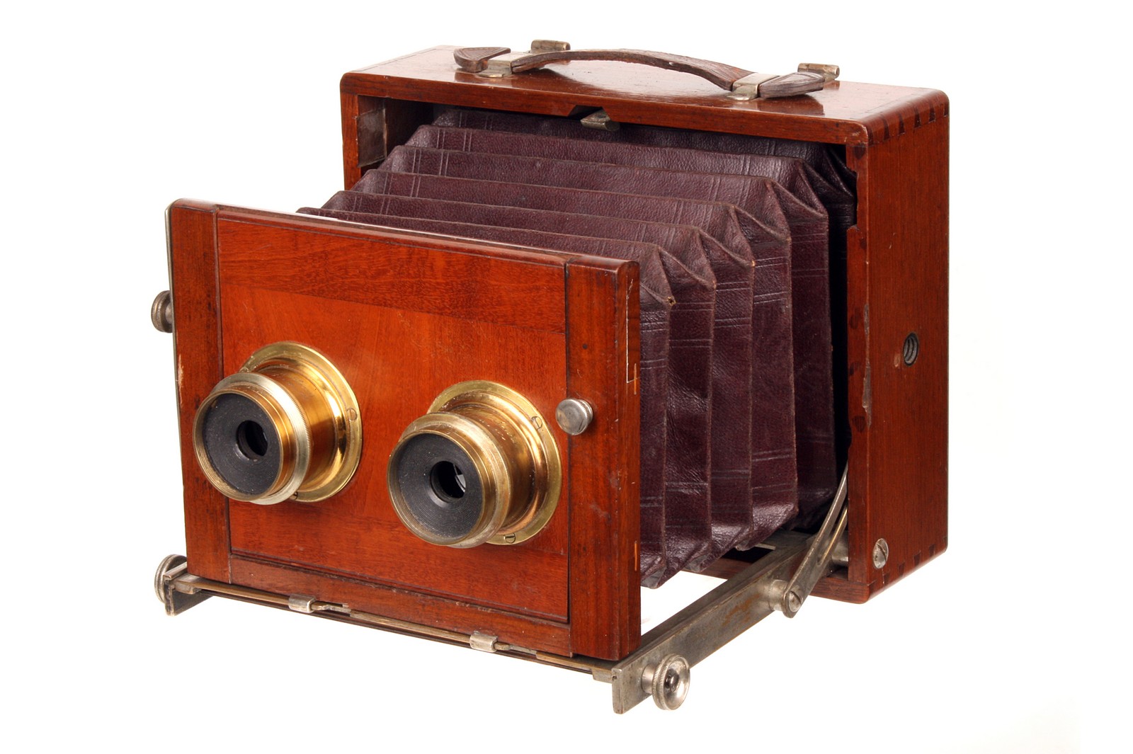 An Unmarked Stereo Camera, with silver-coloured brass fittings, 11.5x16cm, with J. Lancaster &