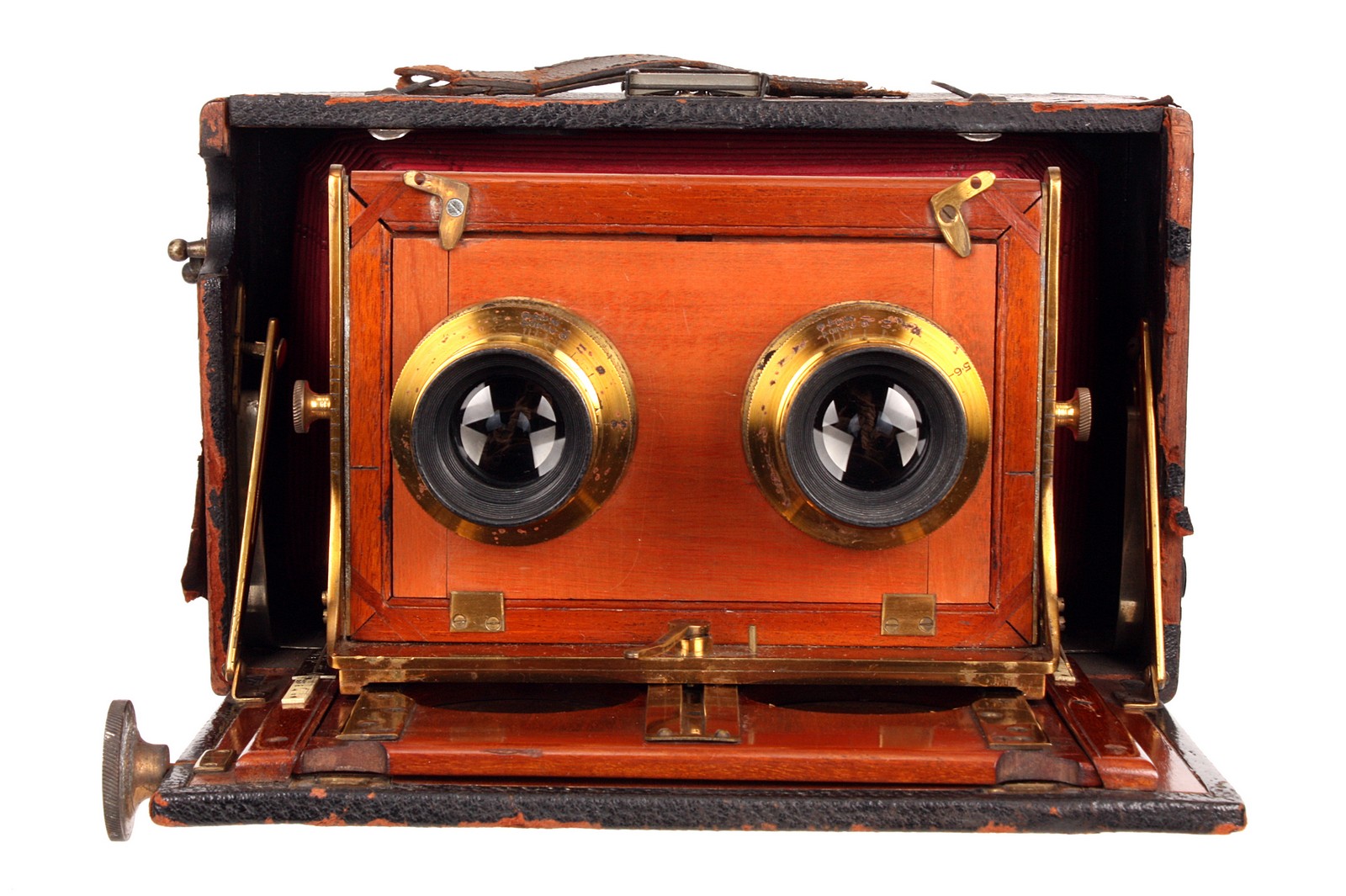 A J. Lizars Challenge Stereo Camera, with Wray f/5.6 5x4” brass lenses, serial nos. 2440 / 2441, - Image 2 of 4