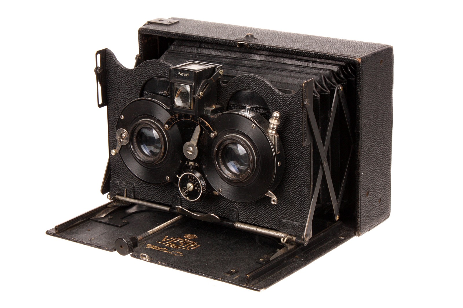 An Adams & Co. Vesta Stereo Camera, 10x15cm, serial no. 905, with Ross Zeiss Tessar f/6.3 112mm