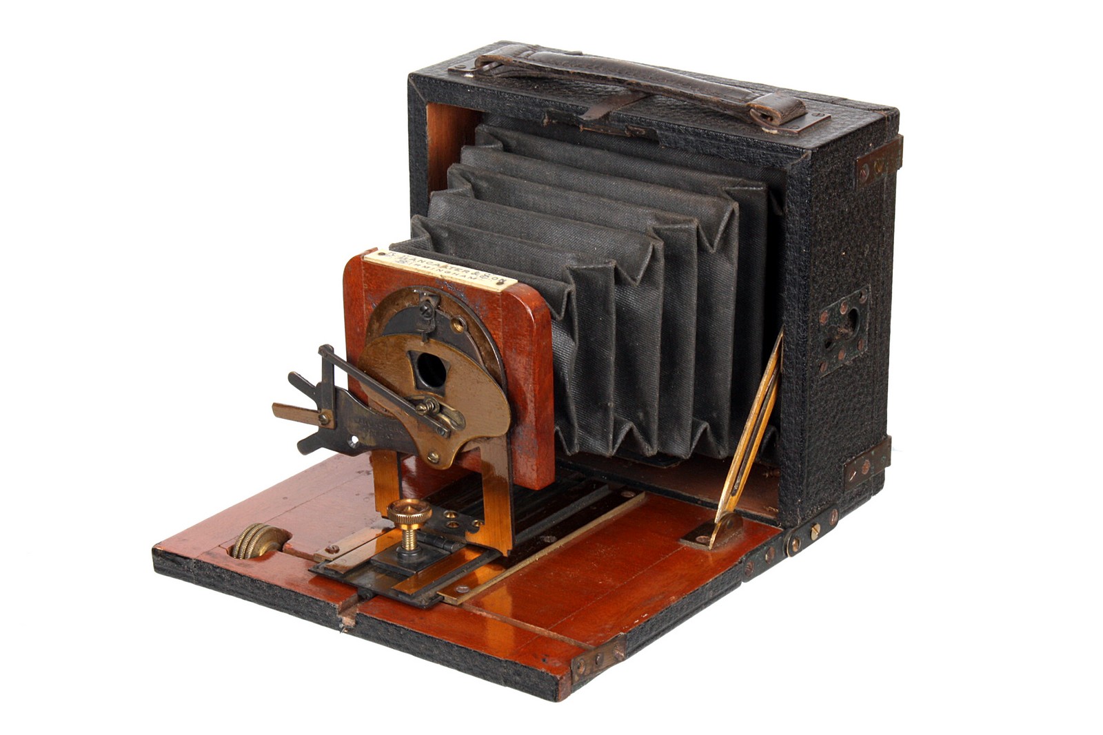 A J. Lancaster & Sons Le Merveilleux Camera, with ‘kidney bean’ shutter, 3x4”, body, F-G, inner