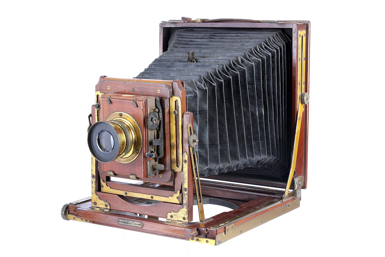 A National Camera Mahogany Field Camera, triple extension with revolving back, 4½x6¼”, with Beck