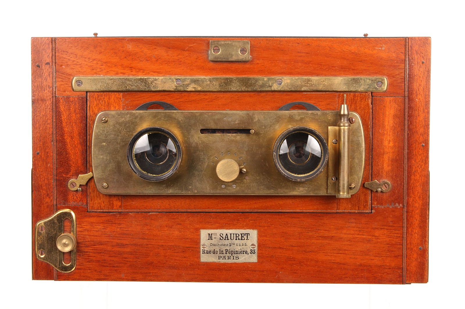 A Mus. Sauret Mahogany Stereo Tailboard Camera, 9x18cm, with Rectiligne Extra Rapide brass lenses, - Image 2 of 3