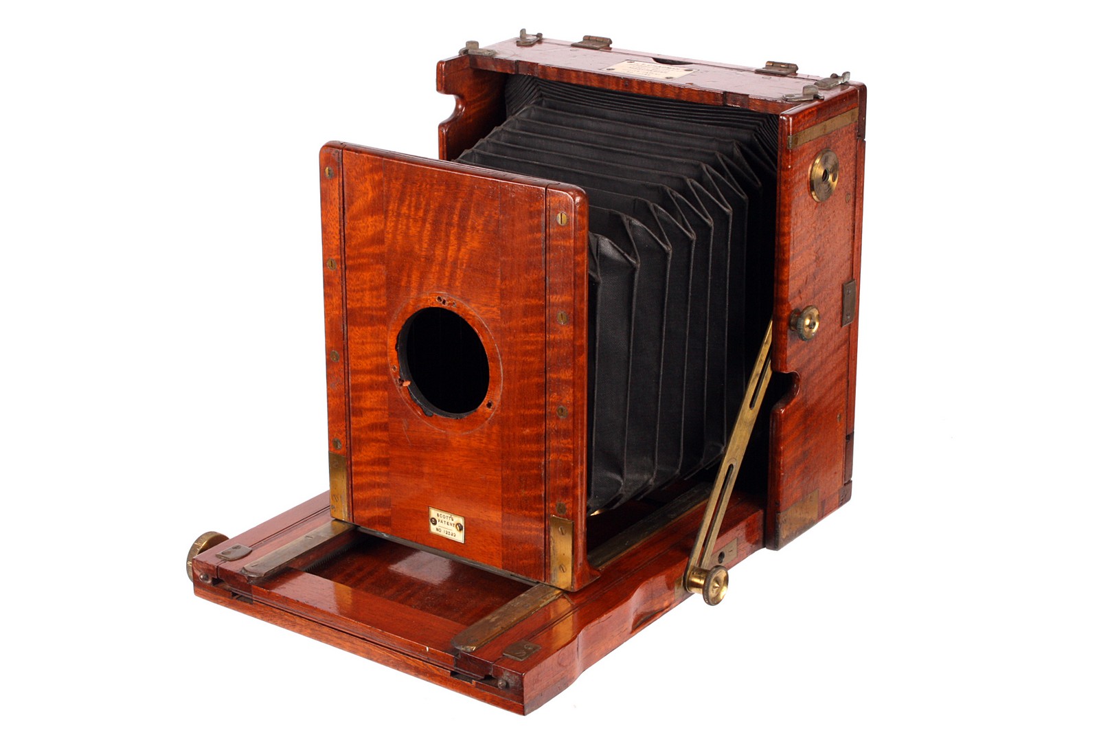 A J. T. Chapman Scott’s Patent Mahogany Field Camera, 4½x6¼, with Alphonse Darlot No.2 Hemispherique