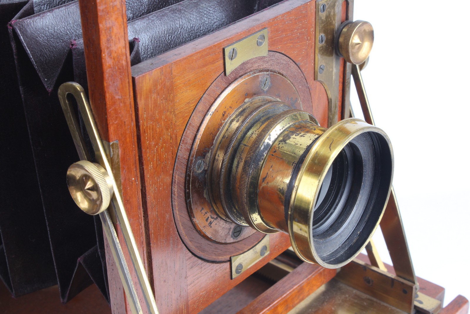 A Henry Crouch Mahogany Field Camera, with rear folding bed, 4½x6¼”, with unmarked f/8 brass lens, - Image 2 of 4