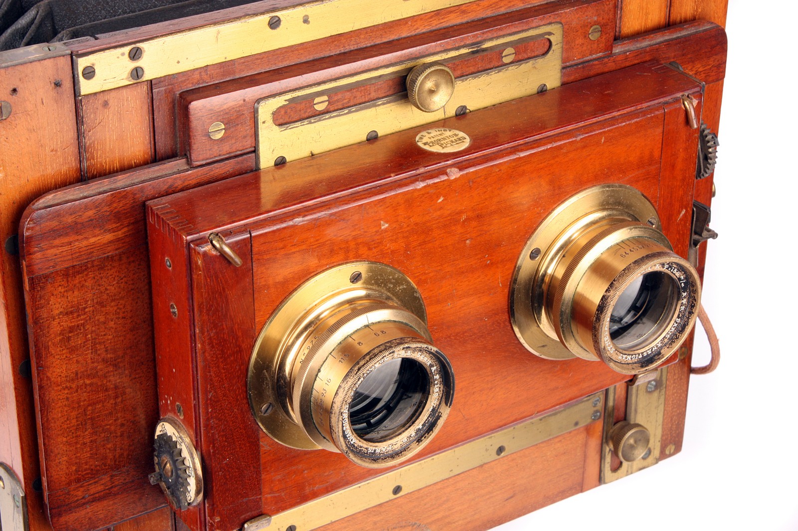 A H. Mackenstein Mahogany Stereo Tailboard Camera, with horizontal and vertical mounting back, 6x8”, - Image 2 of 5