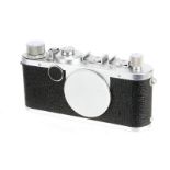 A Leica Ic Body, 1950/51, chrome, serial no. 521646, body, G-VG, shutter working, with maker’s