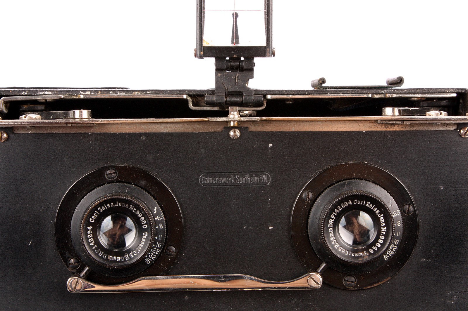 An Unmarked German Stereo Camera, retailed by The London Stereoscopic Co., 45x107mm, with Carl Zeiss - Image 2 of 2
