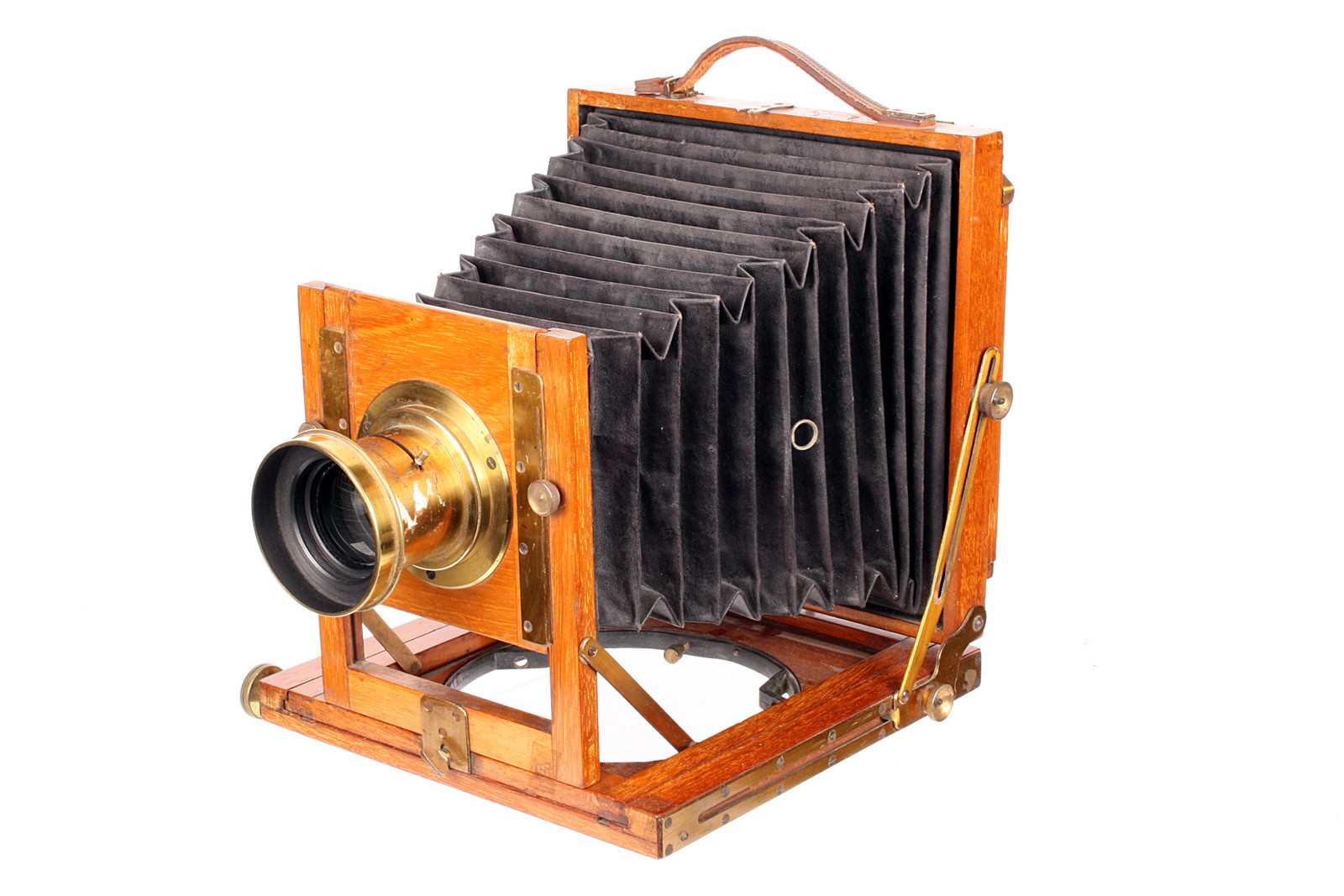 An Unmarked Continental Mahogany Field Camera, serial no. 6528, 4½x6¼, with Clement & Gilmer