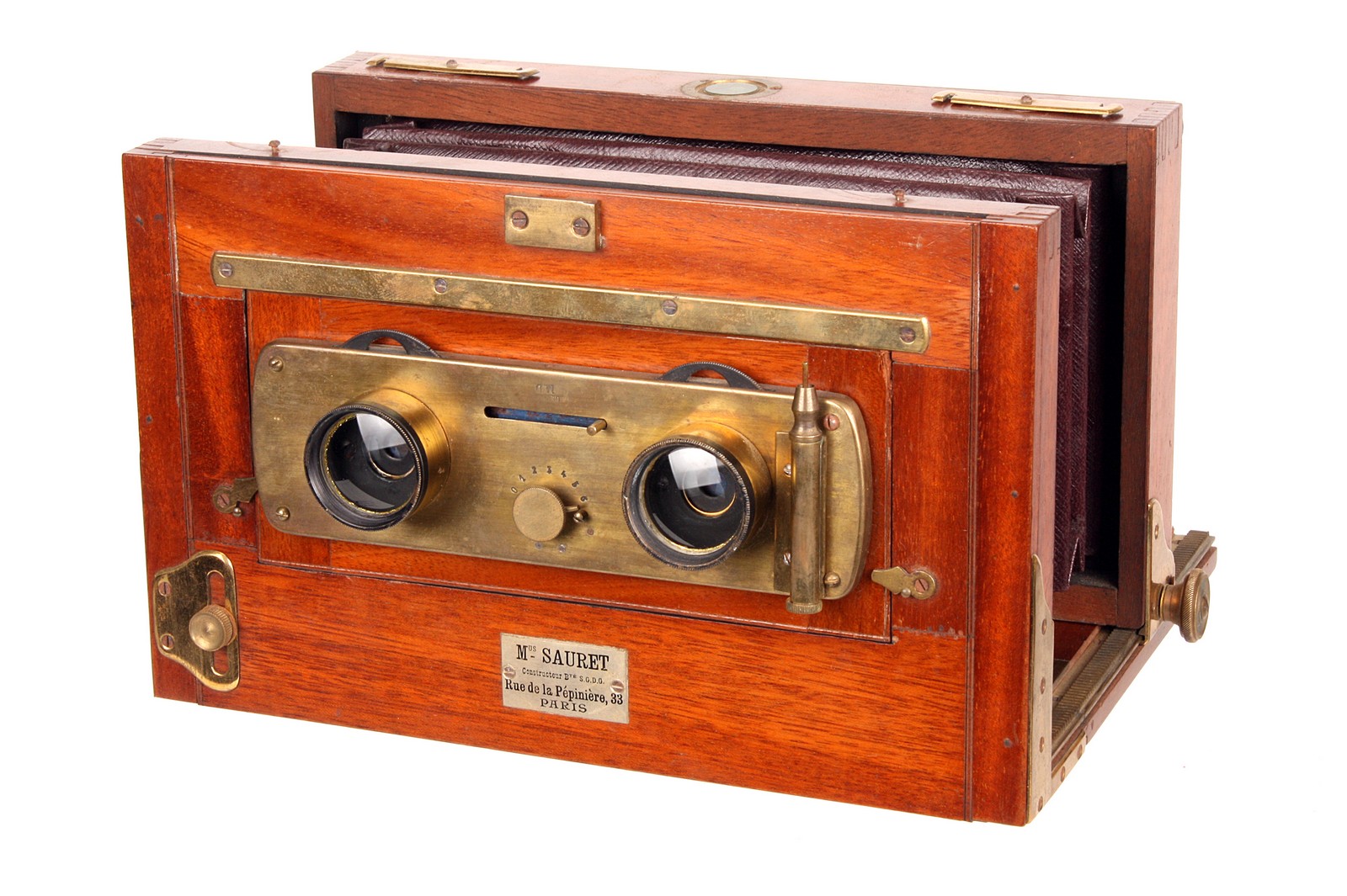 A Mus. Sauret Mahogany Stereo Tailboard Camera, 9x18cm, with Rectiligne Extra Rapide brass lenses,