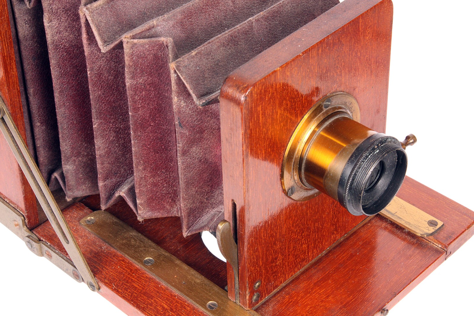 An Unmarked Mahogany Quarter-Plate Camera, 3x4”, with unmarked f/11 brass lens, body, G-VG, lens, VG - Image 2 of 3
