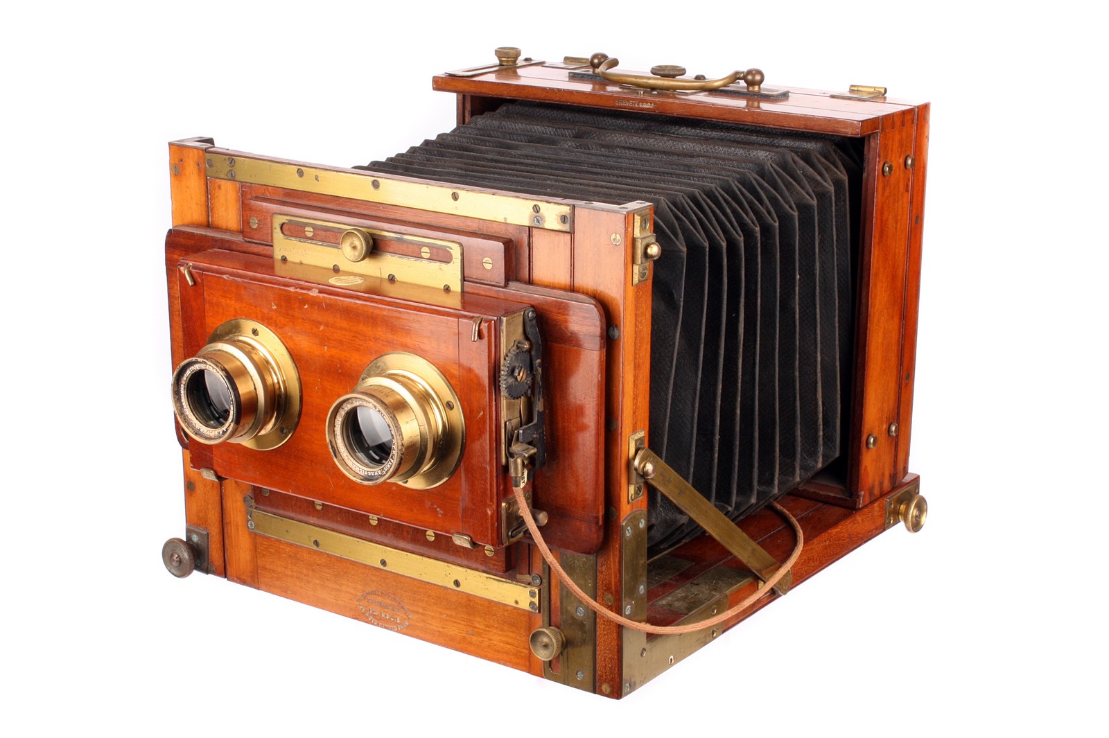 A H. Mackenstein Mahogany Stereo Tailboard Camera, with horizontal and vertical mounting back, 6x8”,