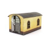 A single-track 0 Gauge Engine Shed by Bing: in buff/maroon finish and grey corrugated roof, with ‘BW