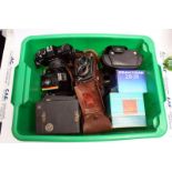 Various Cameras: quantity of various cameras including Rolleiflex, Carl Zeiss Werra 1 and more (a