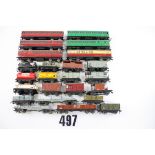 Hornby-Dublo OO Gauge unboxed 3-rail rolling stock: including suburban coaches (3 red, 2 green),