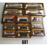 Mainline OO Gauge Freight wagons: Thirteen assorted bogie and 4-wheel wagons including GW '