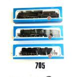 Airfix OO Gauge BR Livery Steam Locomotives: 54125-5 4-6-0 'Pendennis Castle' no 4078, 54121-3 '
