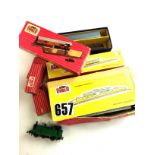 Hornby Dublo 00 Gauge 2-Rail Tank Locomotive Trucks and Stations: green 0-6-0T  No 31340, Trucks (8,