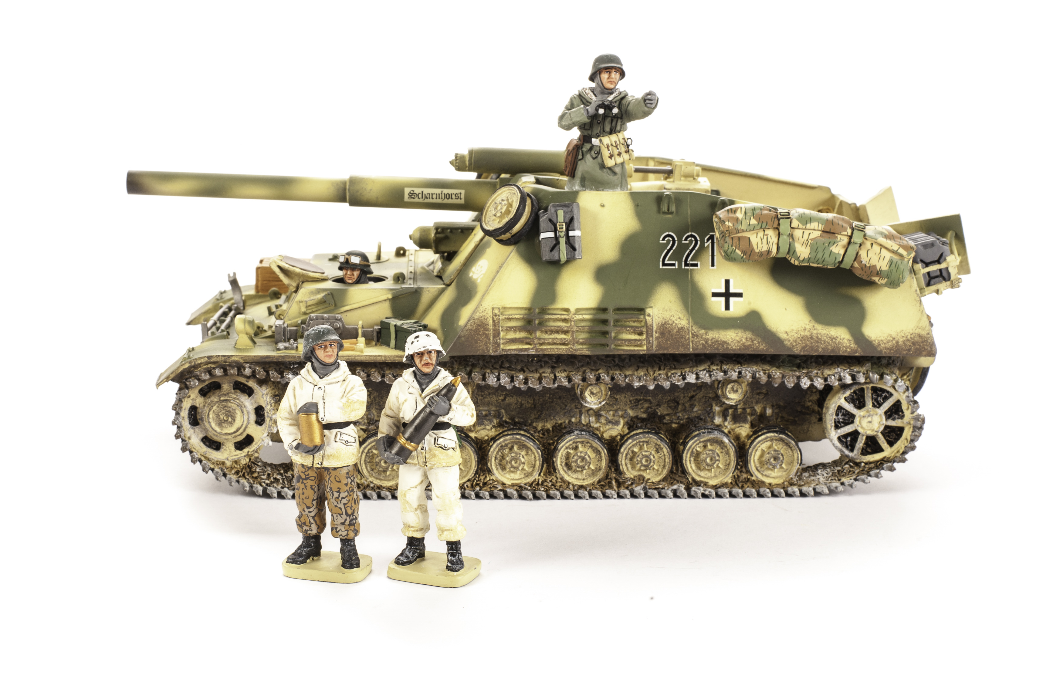 King & Country German Forces WS079 Hummel with crew in Winter uniforms (4),  VG, (5),