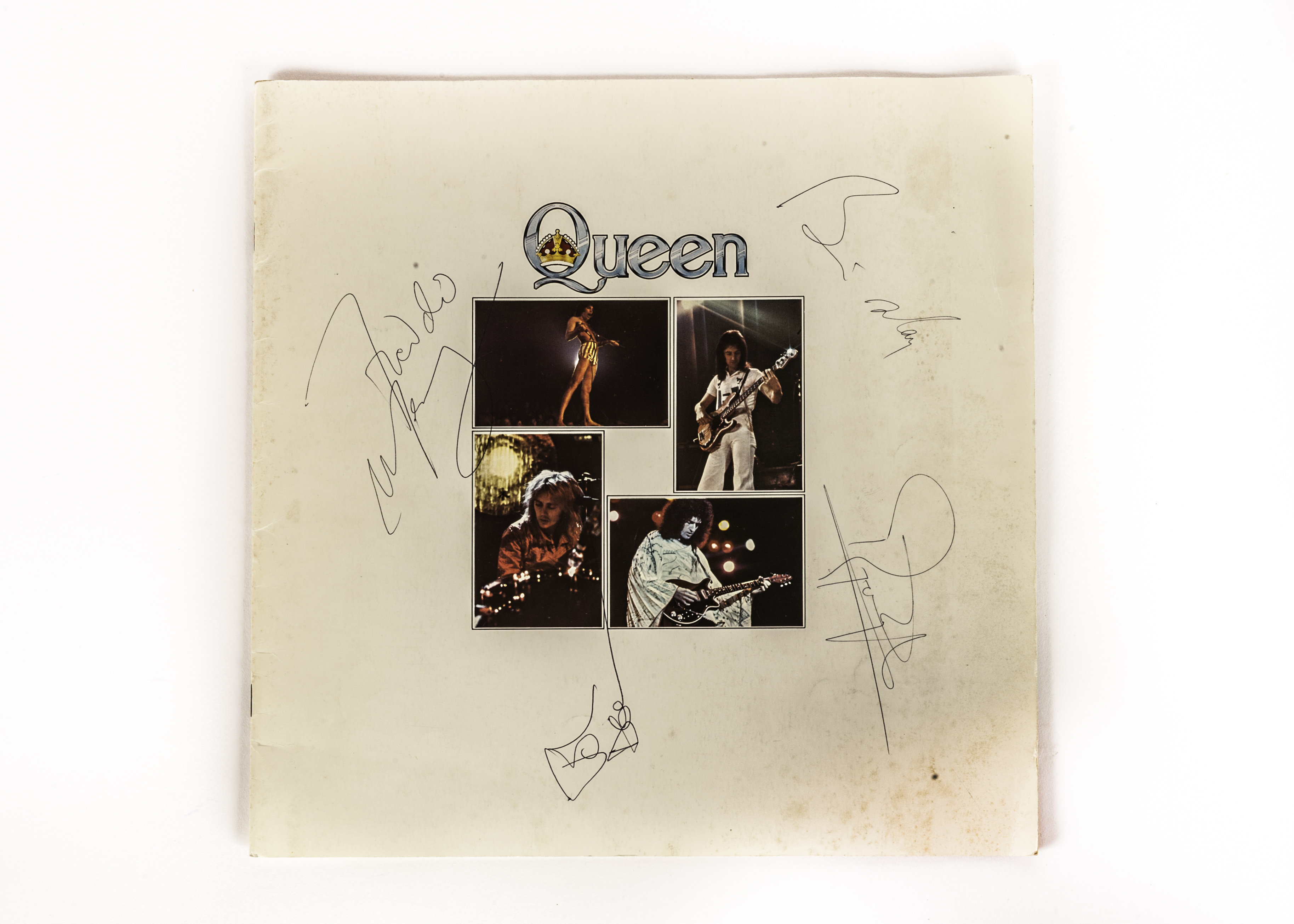 Queen / Autographs: Original programme for their 1977 Summer Tour, signed to front cover by