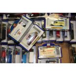 Oxford Diecast, 30+ models of commercial vehicles, in original boxes, E, boxes G-E (30+)