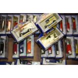 Oxford Diecast, 30+ models of commercial vehicles, in original boxes, E, boxes G-E (30+)