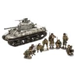 King & Country Battle of the Bulge American forces BBA26 'wounded' Sherman tank,  with crew (2), and