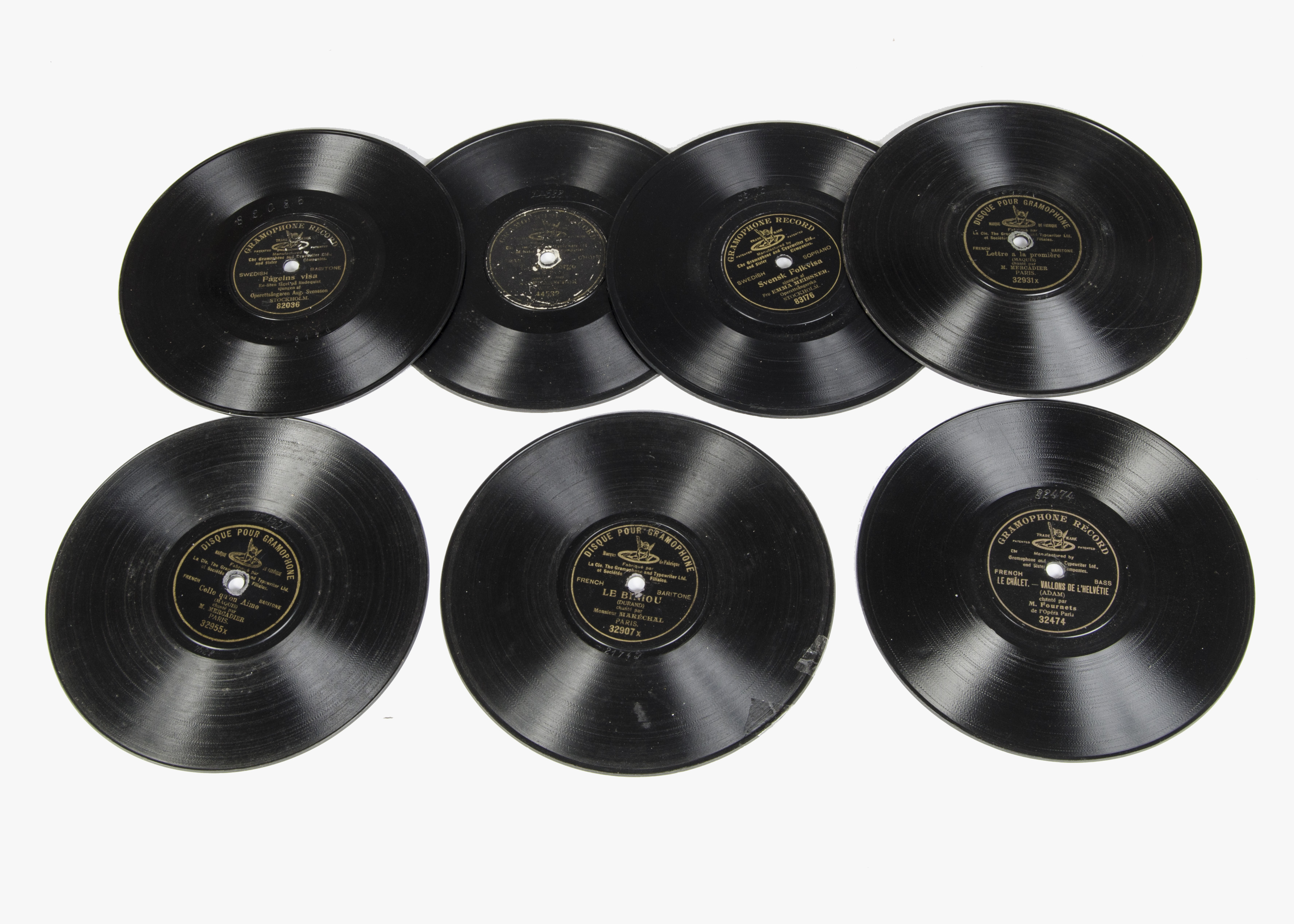 G & T 7-inch records: 32474 Fournets, Le Chalet; 32907z Marechal, Le Bijou; 32955x, 32931x