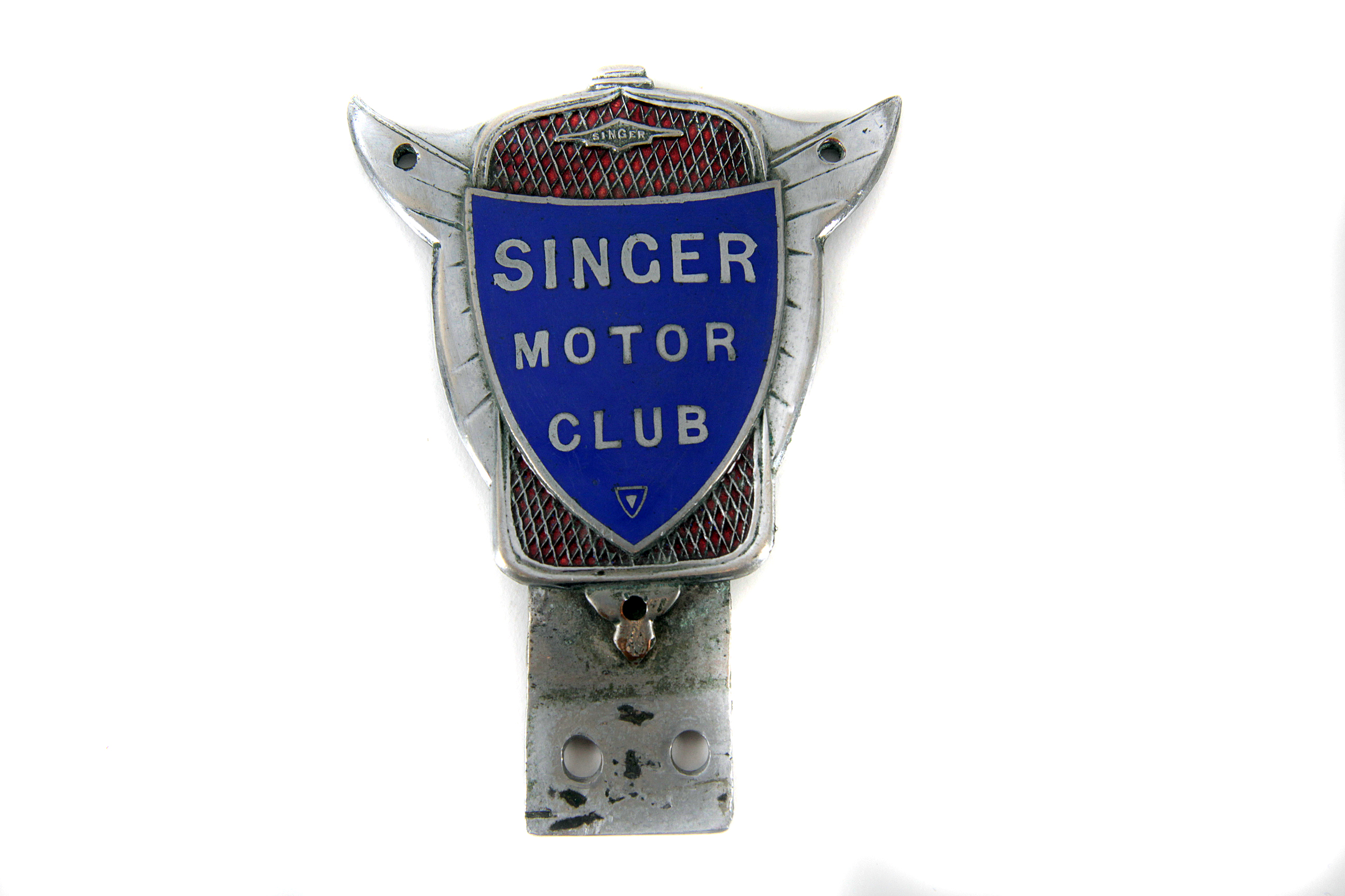 Singer Motor Club rare pre-war member’s car badge c1930s: highly decorative winged radiator motif