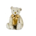 A Steiff British Collector’s 2000 Teddy Bear, 1606 of 4000, in original box with certificate