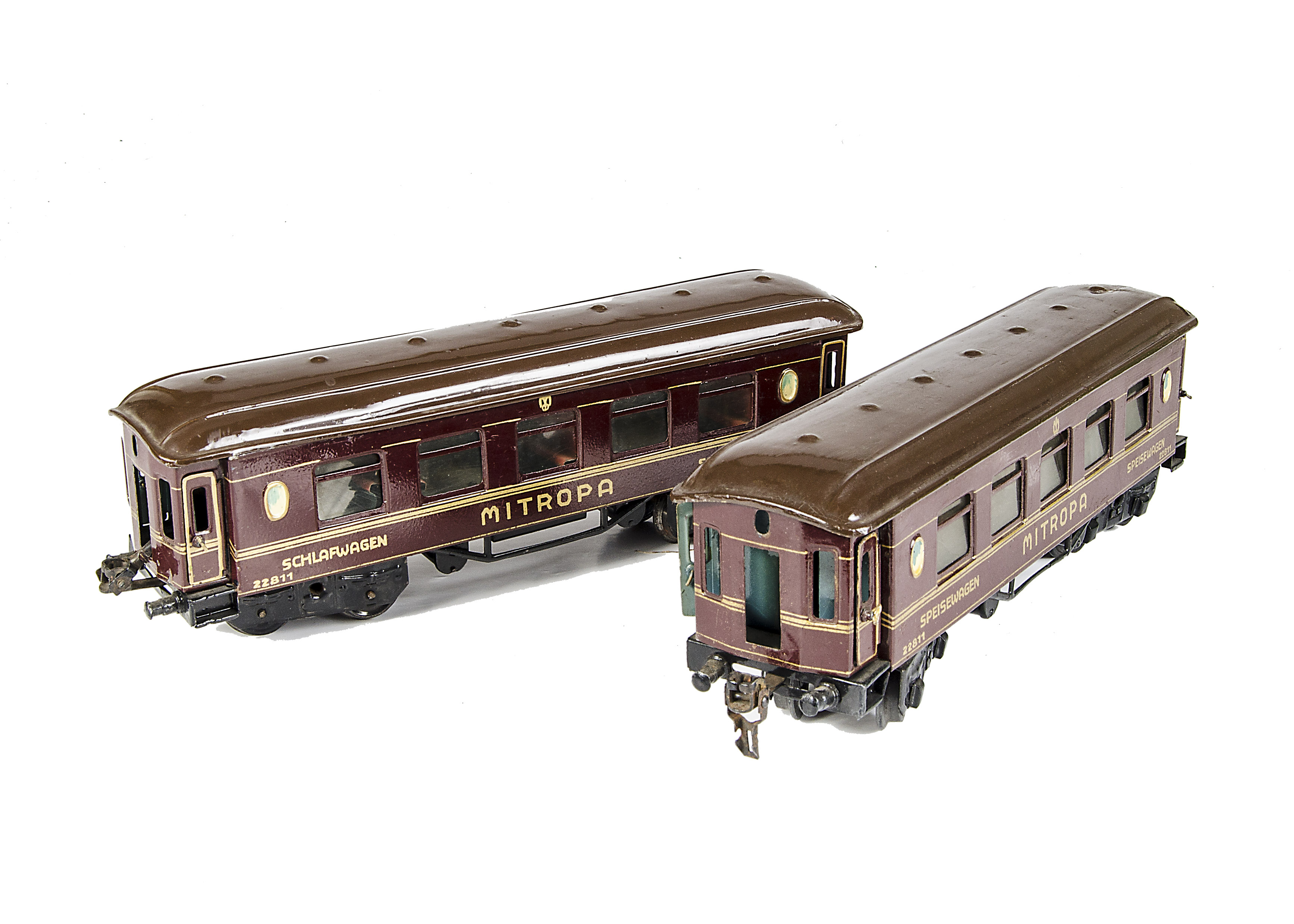 A Bing pair of 0 Gauge bogie ‘Mitropa’ Cars: Speisewagen No. 22811 and Schlafwagen No. 227811,