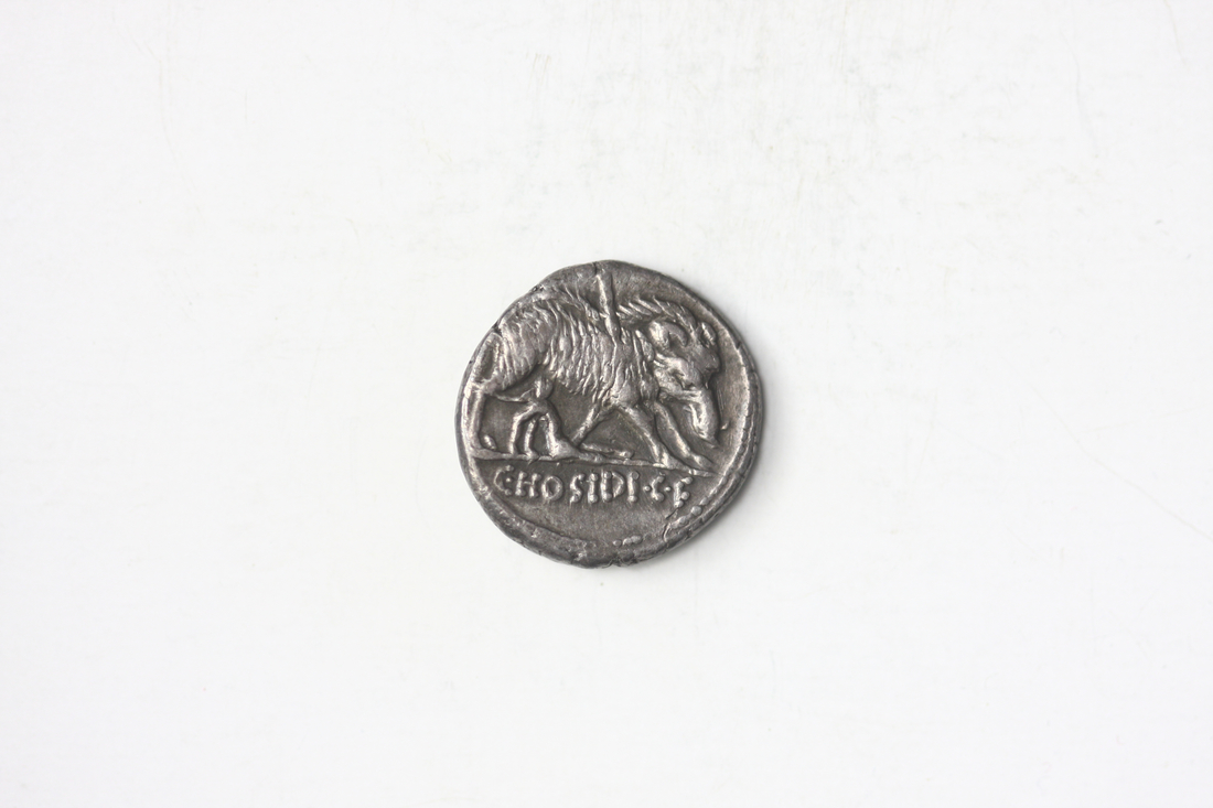 Roman Republic. C. Hosidius C.f. Geta. AR Denarius, 64 BC. 3.84 gms. Bust of Diana r., rev. - Image 2 of 2