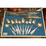 A Viner's silver plated cased set of cut