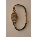 A 9ct gold cased ladies wristwatch