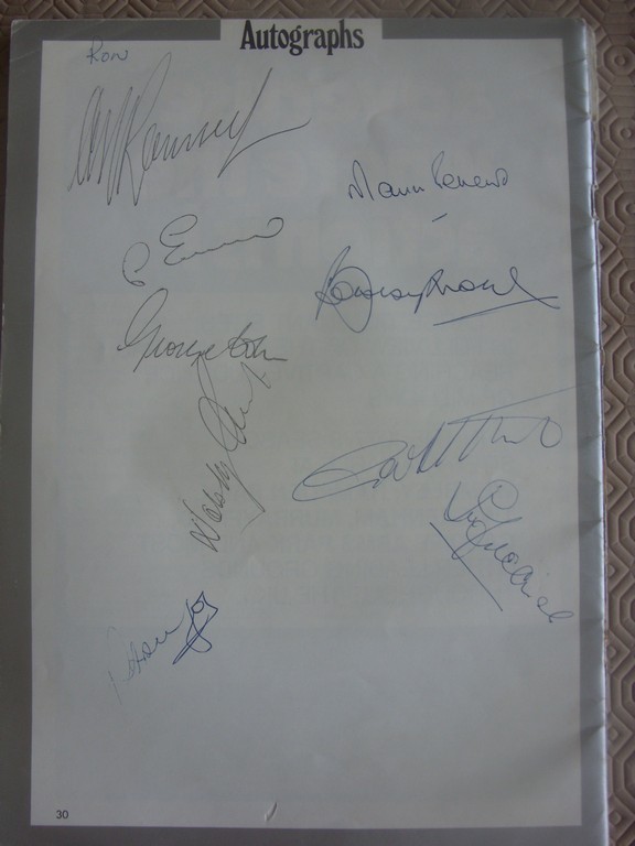 England 1966 World Cup Autographs: Large